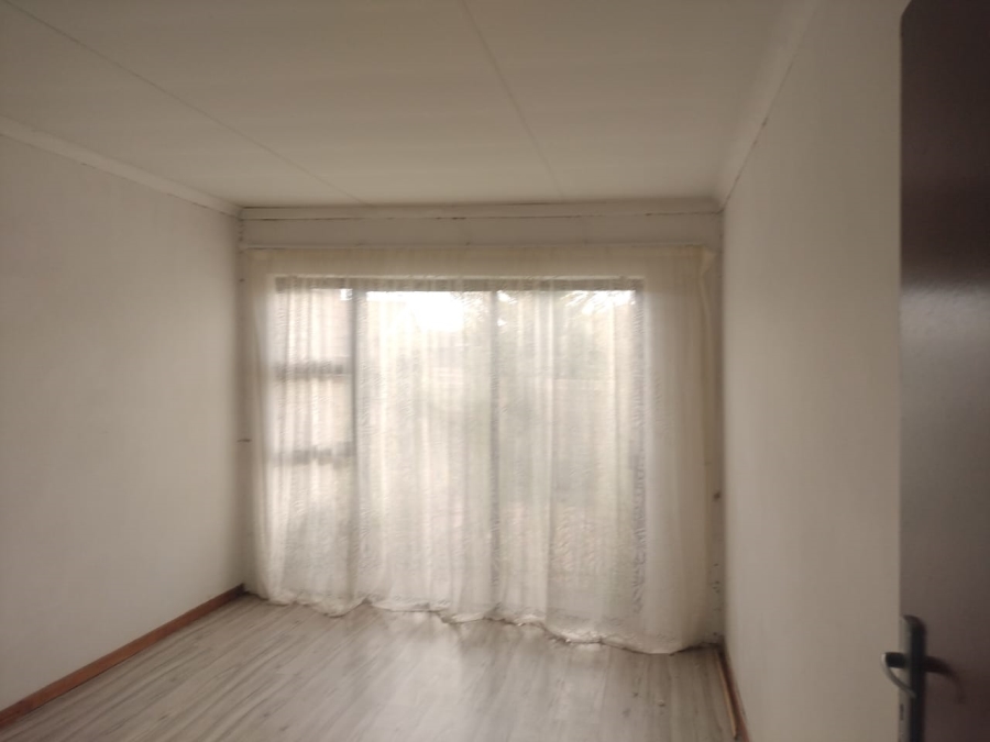 4 Bedroom Property for Sale in Mandela View Free State